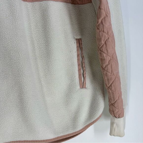 ABERCROMBIE & FITCH Cream and Blush Pink Asymmetrical Snap Fleece Pullover Sz S - Picture 2 of 9